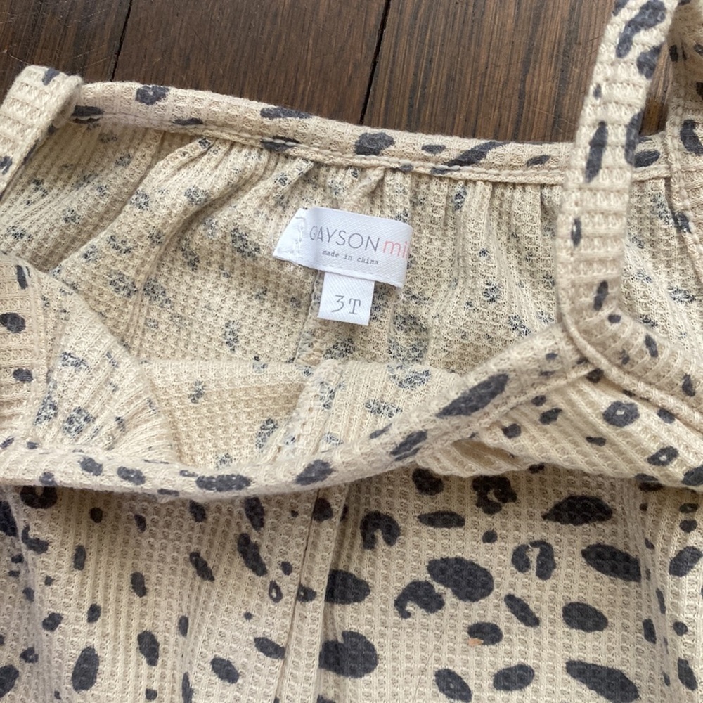 Leopard Romper - Picture 4 of 6